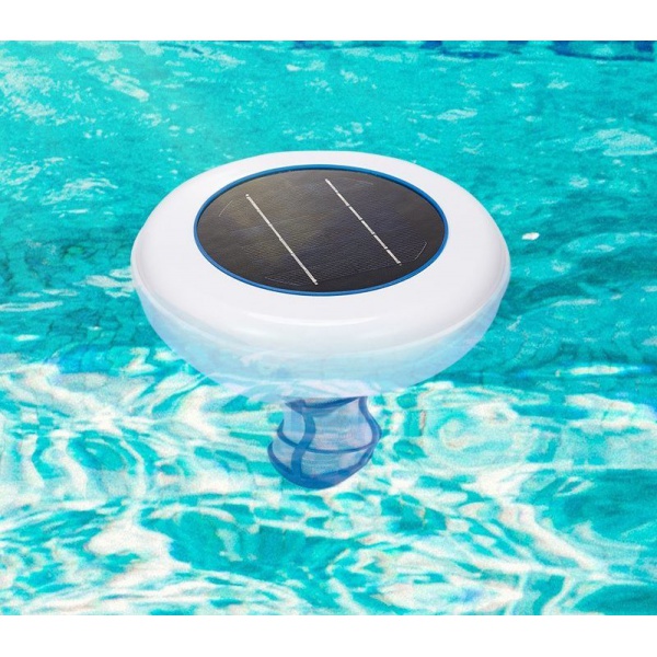 Solární ionizátor vody v bazénu a vířivce