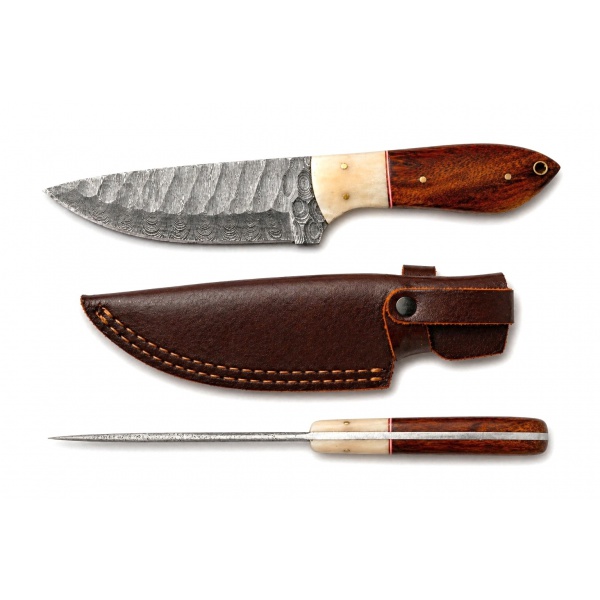 Ručně vyráběný nůž z damaškové oceli 80060